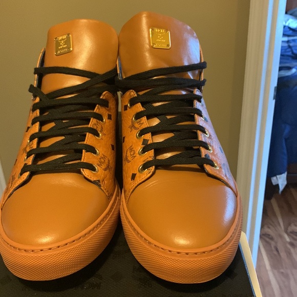 MCM shoes!! - Picture 2 of 3